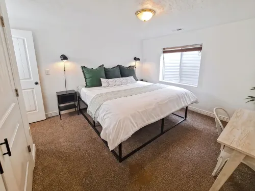 Hot tub & Arcade Full Lower Level Apartment - 3성급