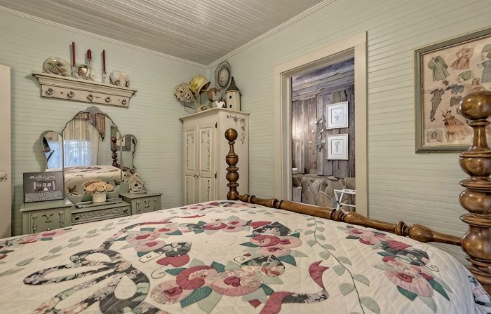 The Garden Cottage – A Storybook Retreat in the North Georgia Mountains