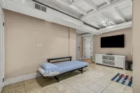 Ocean Views, Walk to Beach, Central AC, 4 Car Off Street Parking - Bungalows