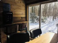 Cozy 4-bedroom cabin in 7 springs w/ hot tub for winter and pool in summer - Wifi