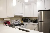 Newly renovated 2B/1b in Downtown - Wifi
