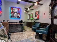 Incredible Downtown Apartment W/ Views & Desk @ the Virginia Grand -Downtown IF - アパートメント