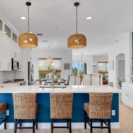 Beach  / Pool / Hot Tub / Game Room / Firepit/ Sleeps 10