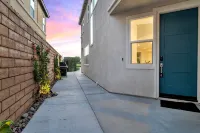 Cheerful 4-bedroom vacation home with POOL - 4-نجوم