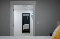 Spacious Basement Apartment - 3성급