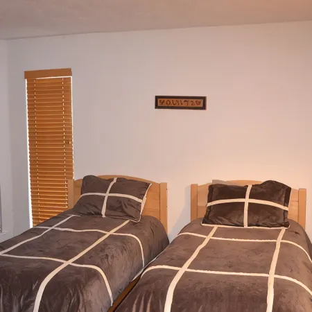 New kitchen appliances and washer/dryer! THE nicest condos in Angel Fire!