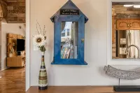 Charming Home in West Asheville - Hot tub/Deck/Firepit/Fenced Yard - Wifi
