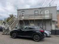 Great Uptown Apartment! Great Location! - 2-Star