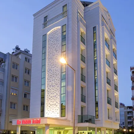The Room Hotel & Apartments