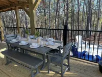 Ozark Shores- Lakefront, Hot Tub, Air Hockey - Homestays