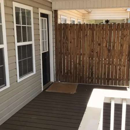 Cozy 2BR Townhouse in a quiet cove on Lake Oconee