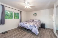 Private Resort style villa at San Diego-heated salt pool-Hot Tub-86" TV - 民宿