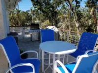 Relaxing Spacious Vacation Home: Amazing Oceanside Pools, Jacuzzi, WiFi, & More - อ่างจากุชชี่