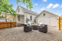 Downtown Carriage House - Maalaistalo