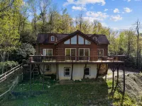Pisgah Paradise • Private • Game Room • Large Deck - 샬레 호텔