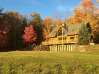 Luxury Log Cabin-Windham Mountain.  Amazing sunsets, large lawn, deck, fireplace - Homestays