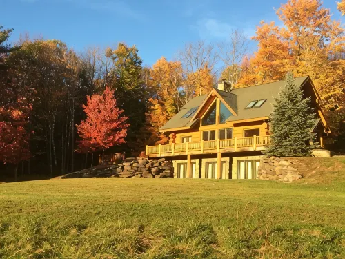Luxury Log Cabin-Windham Mountain.  Amazing sunsets, large lawn, deck, fireplace - 3-Star