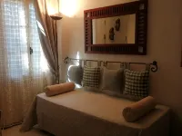 TYPICAL  INDEPENDENT RESIDENCE, SWIMMING POOL / RELAXING OASIS, BARBECUE, DEHOR - Balkoner