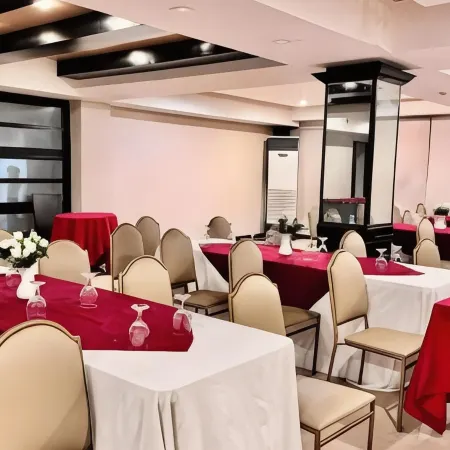 MO2 Westown Hotel Bacolod - Downtown