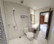 CHERRY HOTEL MANADO - Bergblick