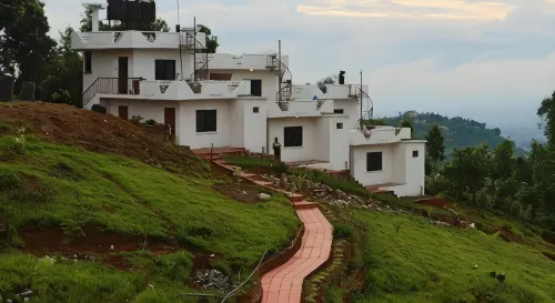 Naikap Village Resort - Parking