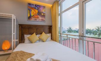 The Lakeview - West Lake Lotus Apartments