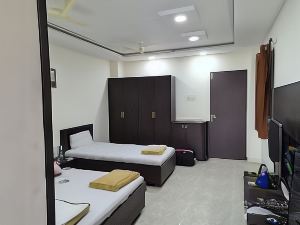 Hotel Karavali Residency