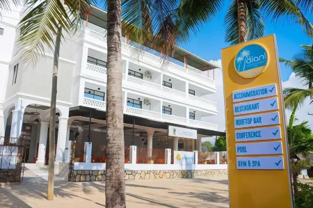 Diani Palm Resort and Apartments