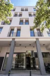Urban Nest - Suites & Apartments