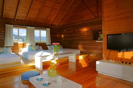 Kentington Resort