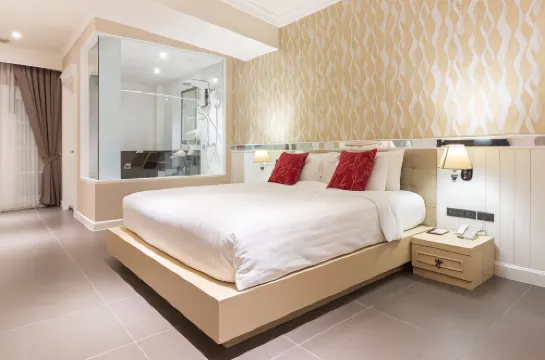 ザ ラヤ スラウォン バンコク