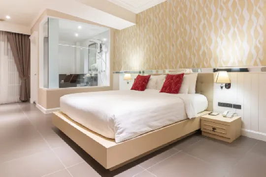 ザ ラヤ スラウォン バンコク