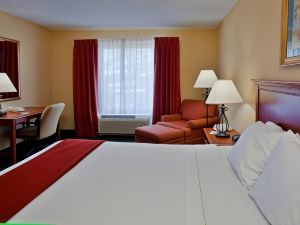 Holiday Inn Express & Suites Brooksville West