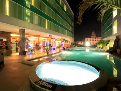 Claro Kendari Hotels in 