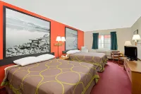 Super 8 by Wyndham Mound City Hotels in 
