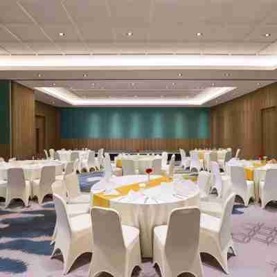 Hotel Santika Premiere Garut Dining/Meeting Rooms