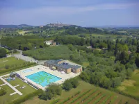 Camping Il Boschetto di Piemma Hotels in San Gimignano