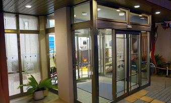 Hotel Peace Island Ishigaki in Yashima