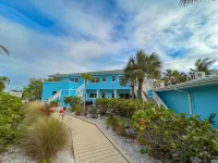 The Pearl Beach Inn