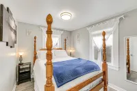 Cozy NorCal Cottage 2 Mi to Redwoods and Beaches! Hotel di Orick