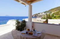 Hotel Cutimare - Aeolian Charme Hotels in Panarea