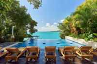 Cristalino Lagoon Front Hotel, Restaurant & Spa