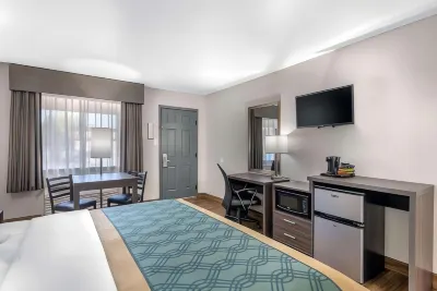 Econo Lodge Socorro Hotels in 