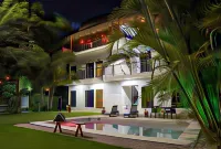 Hotel Makech - مسبح