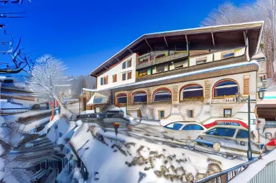 Hotel St Georg - Familie Sauper