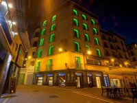 Hotel Pompaelo Plaza del Ayuntamiento & Spa Hotels near Running of the Bulls
