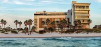 The Hiatus Clearwater Beach, Curio Collection by Hilton