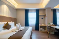 Luminor Hotel Sidoarjo Các khách sạn gần Makam Mbah Nyai Roro Sekardadu