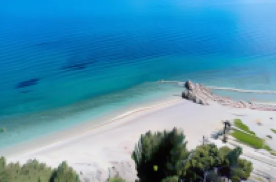 Pinia Apartments Bol