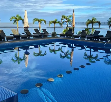 The Paramar Beachfront Boutique Hotel with Breakfast Included - Downtown Malecon